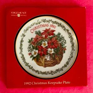Rare find! 1992 Christmas keepsake plate